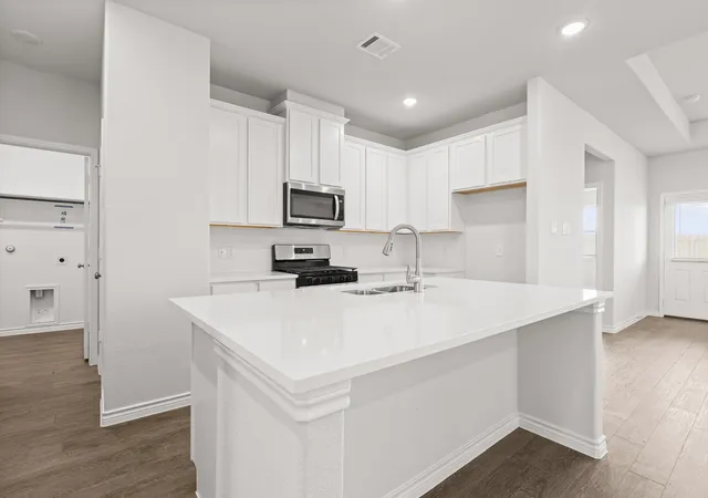 Photo 4 of Sale Pending at 6937 Night Owl Ln, Crowley, TX 76036 | MLS# 21310459 | Listing updated on 2026-07-28