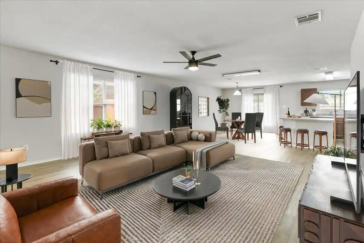 Photo 1 of Single family home for sale at 621 Woodpecker Ln, Fort Worth, TX 76108 | MLS# 21310494 | Listing updated on 2026-10-08