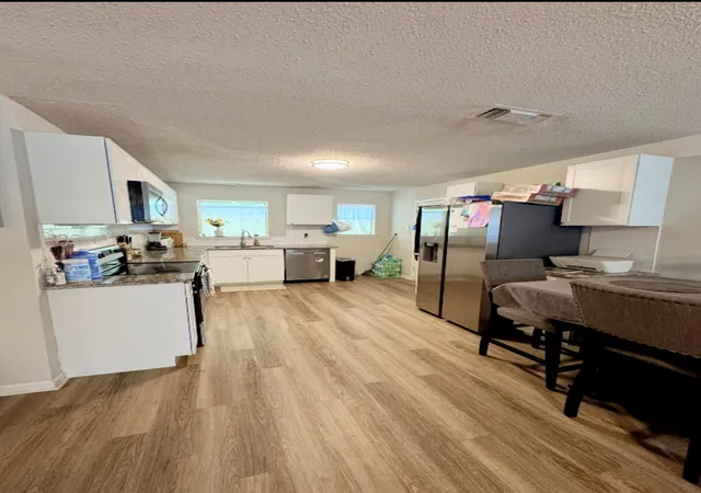 Photo 4 of Single family home for sale at 1112 Laguna Dr, Denton, TX 76209 | MLS# 21310624 | Listing updated on 2026-08-17