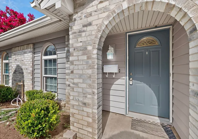 Homes for sale in Haltom City, TX | 2041 Hemlock Dr, Haltom City, TX 76117 | MLS# 21310672