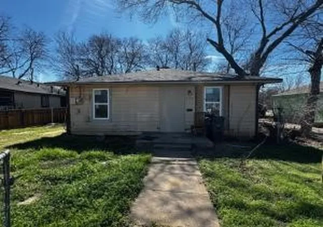 Homes for sale in Fort Worth, TX | 4604 Avenue H, Fort Worth, TX 76105 | MLS# 21309367