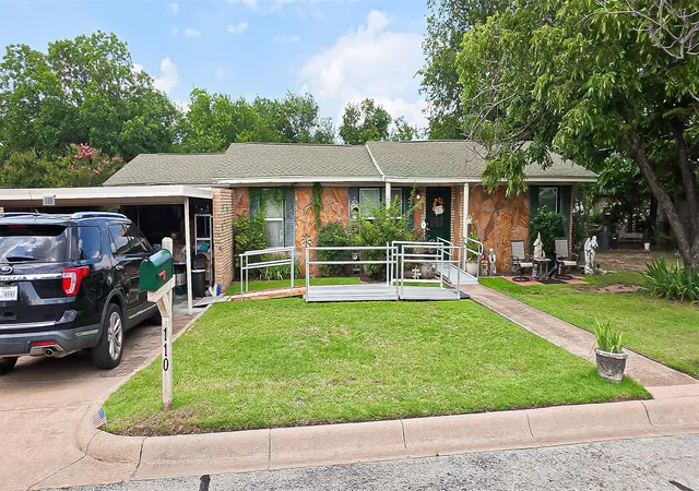 Photo 1 of Single family home for sale at 110 N Cherry Ln, Granbury, TX 76048 | MLS# 21310652 | Listing updated on 2026-08-17