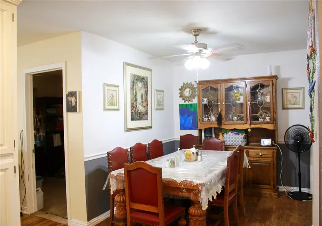 Photo 4 of Single family home for sale at 110 N Cherry Ln, Granbury, TX 76048 | MLS# 21310652 | Listing updated on 2026-08-17