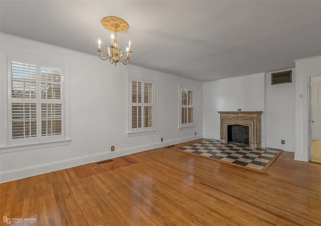 Photo 3 of Multi family home for sale at 528 Dudley Dr, Shreveport, LA 71104 | MLS# 21310294 | Listing updated on 2026-09-17
