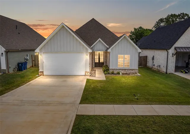 Homes for sale in Bullard, TX | 118 Sides Blvd, Bullard, TX 75757 | MLS# 21310073
