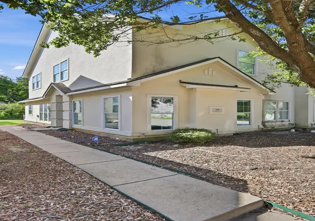 Photo 3 of Townhouse for sale at 341 Regency Dr, Allen, TX 75002 | MLS# 21306514 | Listing updated on 2026-07-11