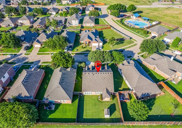 3rd image of 5839 Twilight Dr, Grand Prairie, TX 75052 | MLS# 21309027