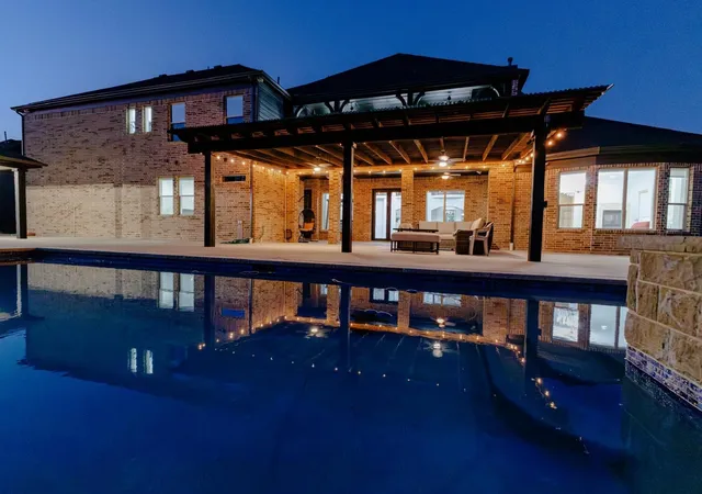 Photo 3 of Single family home for sale at 5805 Middleton Dr, Parker, TX 75002 | MLS# 21305676 | Listing updated on 2026-08-22