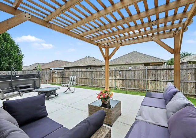 Photo 2 of Single family home for sale at 8208 Sleeping Doe Dr, Fort Worth, TX 76179 | MLS# 21310854 | Listing updated on 2026-08-22