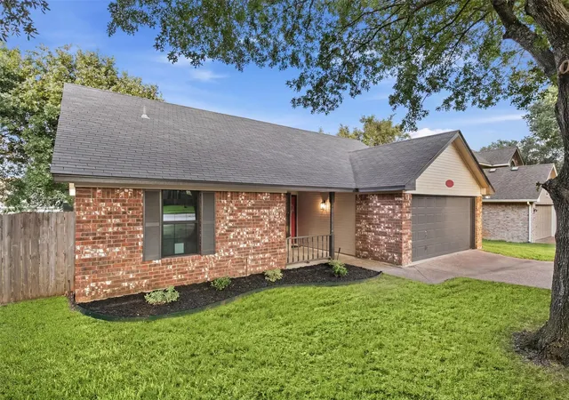 Homes for sale in Midlothian, TX | 804 Virginia Blvd, Midlothian, TX 76065 | MLS# 21299411