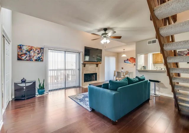 Photo 3 of Condo for sale at 1028 Signal Ridge Pl, Rockwall, TX 75032 | MLS# 21310732 | Listing updated on 2026-08-22