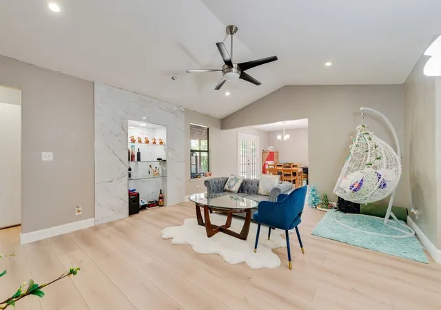Photo 3 of Sale Pending at 205 Freedom Ln, Arlington, TX 76002 | MLS# 21310884 | Listing updated on 2026-07-17