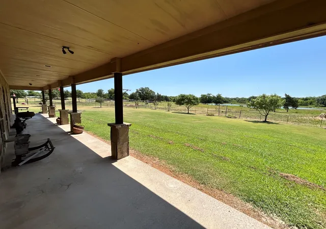 Photo 3 of Single family home for sale at 5562 County Road 1037, Celeste, TX 75423 | MLS# 21309332 | Listing updated on 2026-09-03