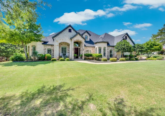 Homes for sale in Midlothian, TX | 3840 Angela Ct, Midlothian, TX 76065 | MLS# 21310471