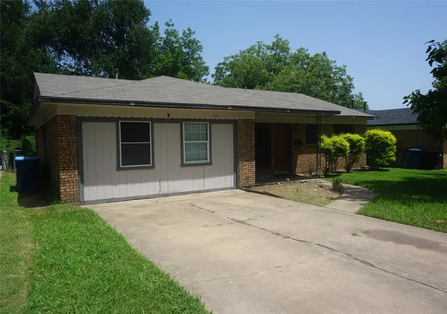 Homes for sale in Denison, TX | 112 S Lynn Ave, Denison, TX 75020 | MLS# 21306730