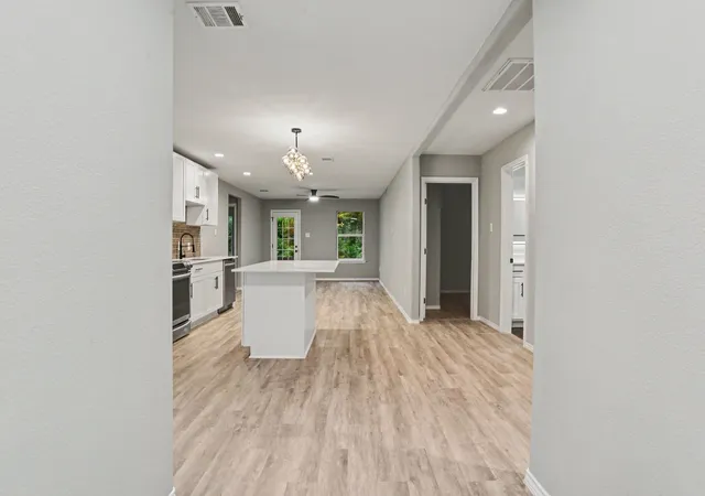 Photo 4 of Single family home for sale at 4519 Yancy St, Dallas, TX 75216 | MLS# 21311064 | Listing updated on 2026-08-04