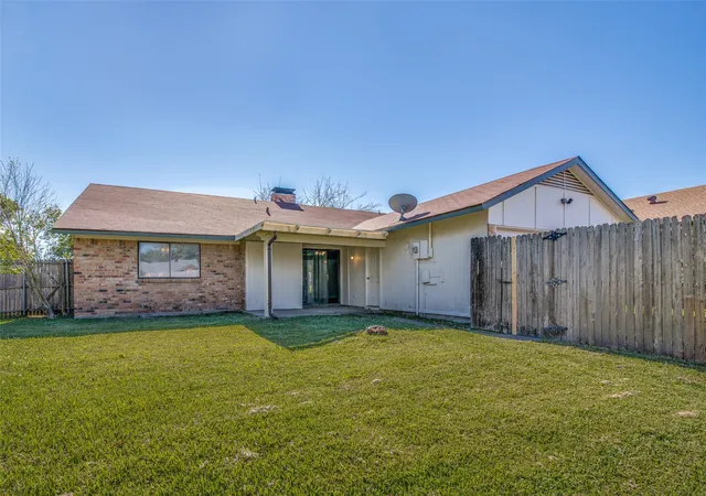 Homes for sale in Mesquite, TX | 2913 Concord Dr, Mesquite, TX 75150 | MLS# 21311027