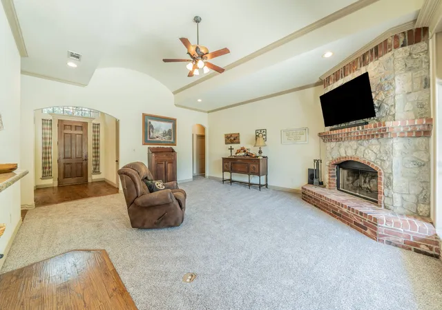 Homes for sale in Weatherford, TX | 109 Overton Ridge Cir, Weatherford, TX 76088 | MLS# 21310727