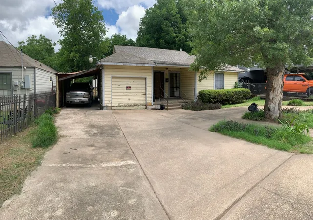 Homes for sale in Dallas, TX | 723 Winters St, Dallas, TX 75216 | MLS# 21310684