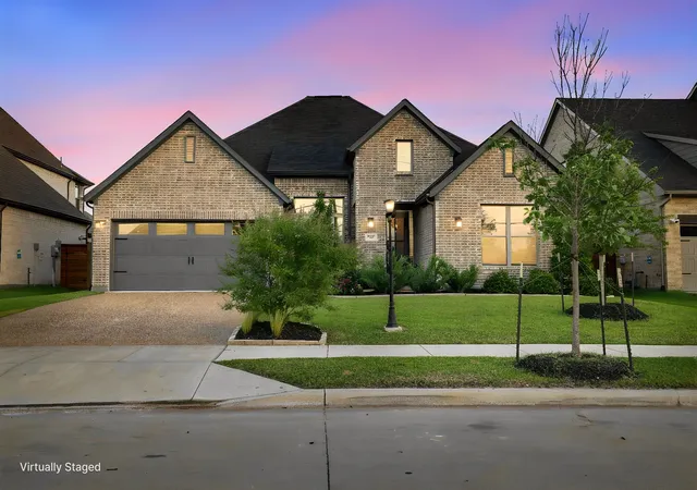 Photo 1 of Single family home for sale at 1432 Casting Rdg, Mesquite, TX 75181 | MLS# 21308401 | Listing updated on 2026-08-28