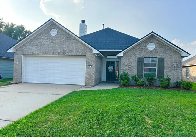 1st image of 3318 Cane Break Dr, Bossier City, LA 71111 | MLS# 21311213