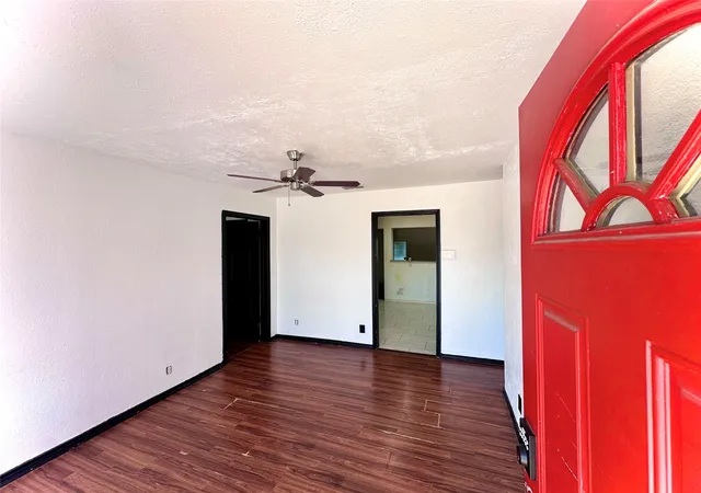 Photo 1 of Single family home for sale at 5032 Goodman Ave, Fort Worth, TX 76107 | MLS# 21308642 | Listing updated on 2026-08-22