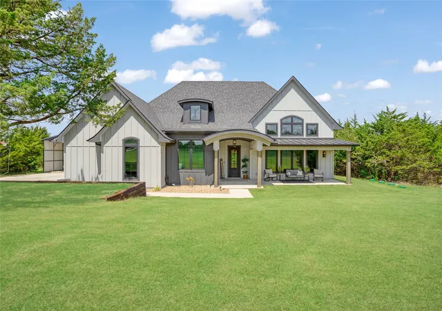 Photo 1 of Single family home for sale at 1095 Sister Grove Rd, Van Alstyne, TX 75495 | MLS# 21311139 | Listing updated on 2026-08-29