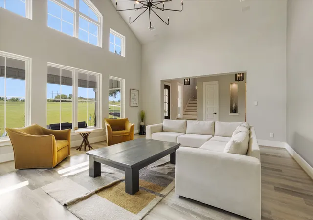 Photo 3 of Single family home for sale at 1095 Sister Grove Rd, Van Alstyne, TX 75495 | MLS# 21311139 | Listing updated on 2026-08-29