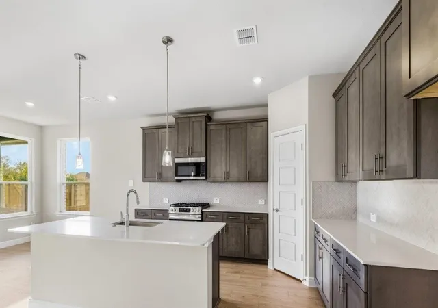Photo 2 of Single family home for sale at 17124 Manzanilla Dr, Justin, TX 76247 | MLS# 21310110 | Listing updated on 2026-10-03
