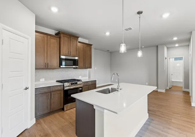 Photo 3 of Single family home for sale at 17132 Manzanilla Dr, Justin, TX 76247 | MLS# 21310514 | Listing updated on 2026-10-02
