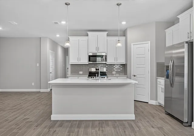 Photo 2 of Single family home for sale at 17144 Manzanilla Dr, Justin, TX 76247 | MLS# 21310583 | Listing updated on 2026-10-02