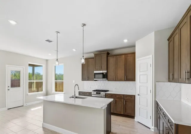 Photo 2 of Single family home for sale at 17140 Manzanilla Dr, Justin, TX 76247 | MLS# 21310660 | Listing updated on 2026-10-03