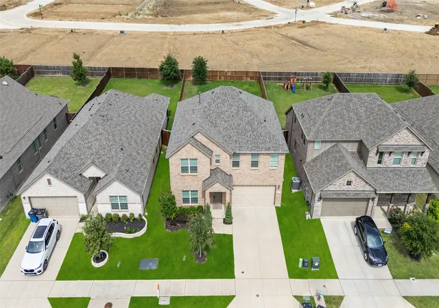 Photo 2 of Single family home for sale at 5020 Wilder Ave, Aubrey, TX 76227 | MLS# 21299710 | Listing updated on 2026-09-03