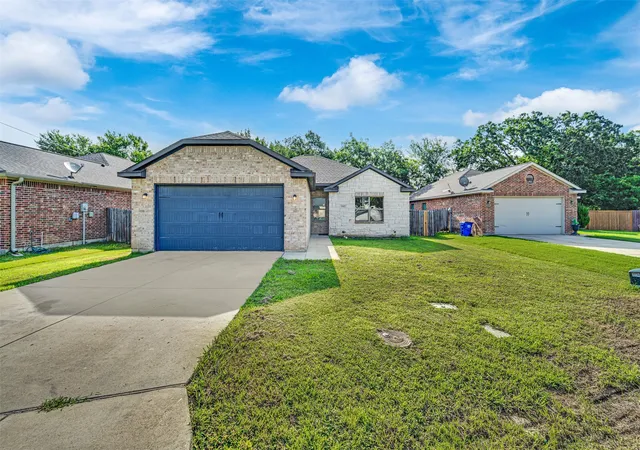 Homes for sale in Balch Springs, TX | 4902 Rimwood Dr, Balch Springs, TX 75180 | MLS# 21308752