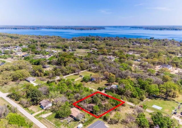 Homes for sale in Tool, TX | 1126 Luzon St, Tool, TX 75143 | MLS# 21311379