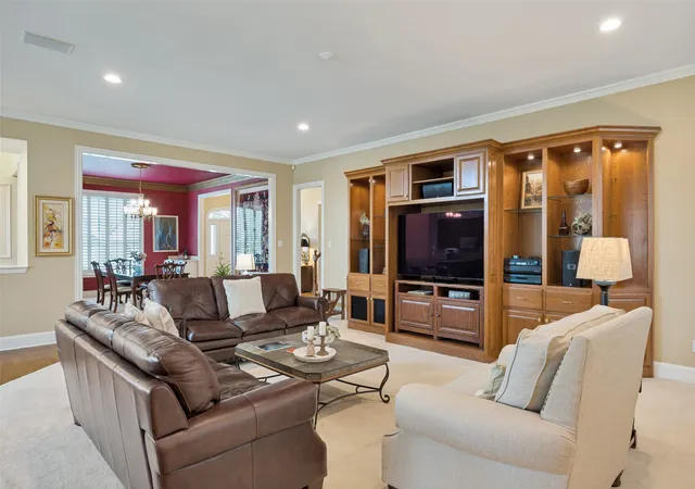 Photo 3 of Single family home for sale at 6404 Creekside Dr, Greenville, TX 75402 | MLS# 21301741 | Listing updated on 2026-10-01