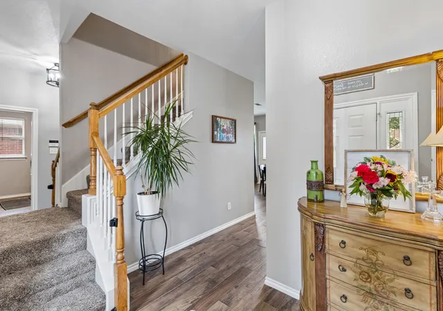 3rd image of 2813 Flint Rock Dr, Fort Worth, TX 76131 | MLS# 21306943
