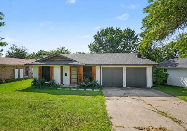 Homes for sale in Mesquite, TX | 325 Clary Dr, Mesquite, TX 75149 | MLS# 21311430
