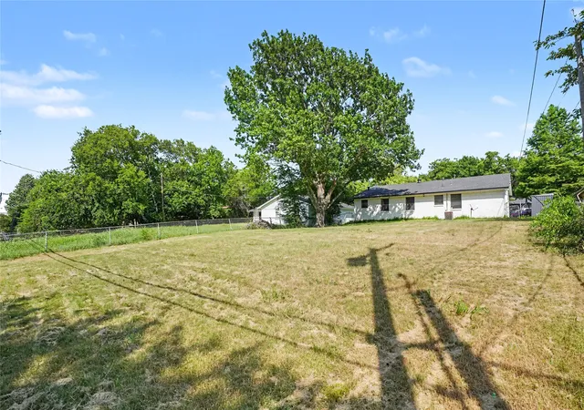 Homes for sale in Mesquite, TX | 325 Clary Dr, Mesquite, TX 75149 | MLS# 21311430