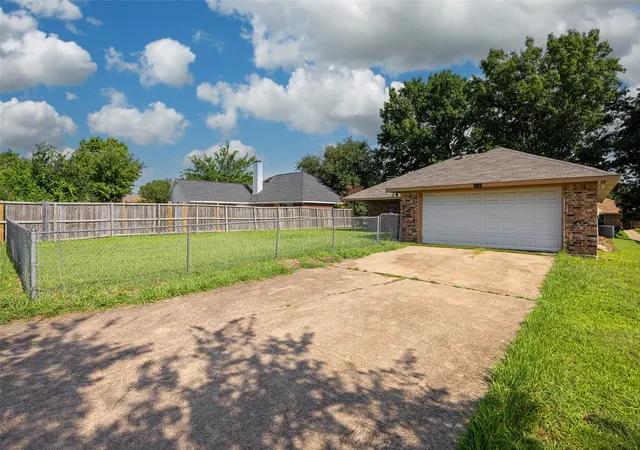 Homes for sale in Wylie, TX | 118 Windsor Dr, Wylie, TX 75098 | MLS# 21309514
