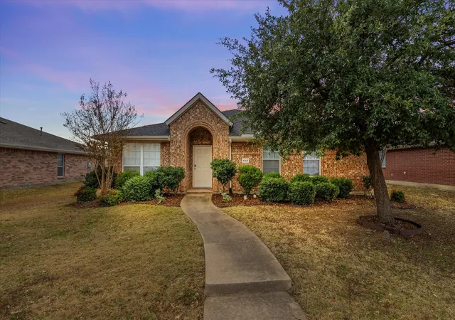 Homes for sale in Frisco, TX | 4143 Sun King Ln, Frisco, TX 75033 | MLS# 21308852