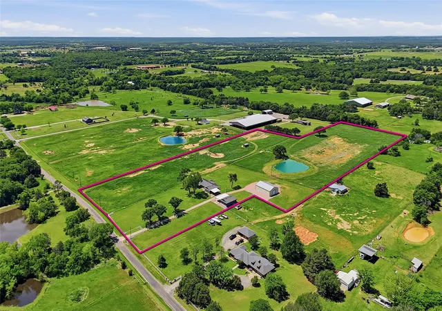 Photo 1 of Single family home for sale at 1861 1 Roland Rd, Whitesboro, TX 76273 | MLS# 21309664 | Listing updated on 2026-08-27
