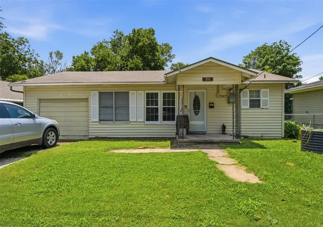 Homes for sale in West, TX | 307 W Goddard St, West, TX 76691 | MLS# 21311355