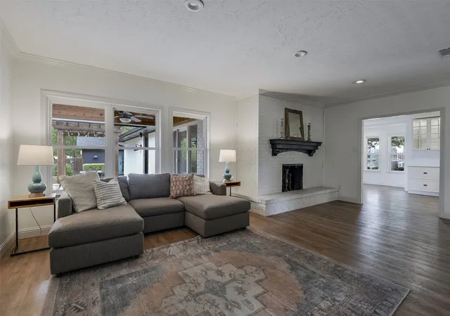 Photo 4 of Single family home for sale at 510 N Clark Rd, Duncanville, TX 75116 | MLS# 21310268 | Listing updated on 2026-08-29