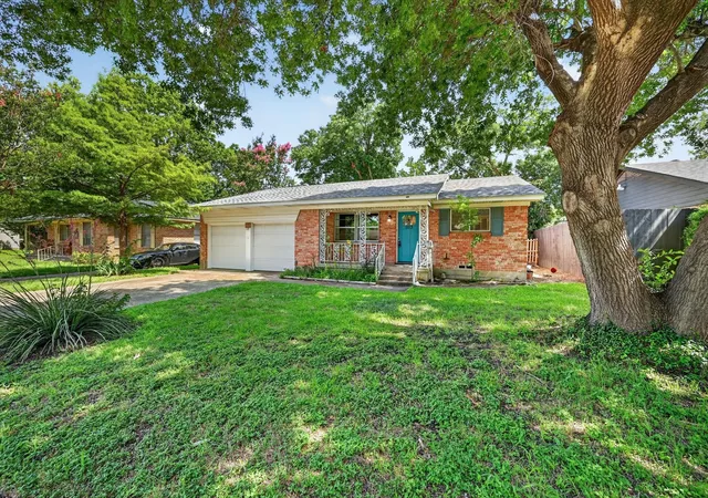 Homes for sale in Garland, TX | 1113 Bandera Ln, Garland, TX 75040 | MLS# 21311268