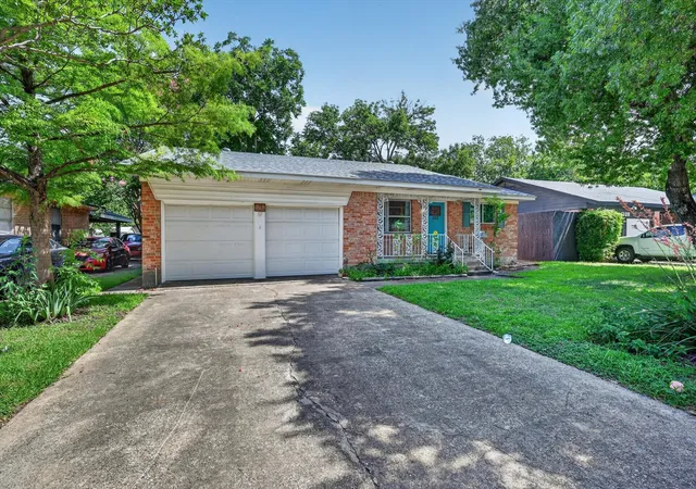 Homes for sale in Garland, TX | 1113 Bandera Ln, Garland, TX 75040 | MLS# 21311268