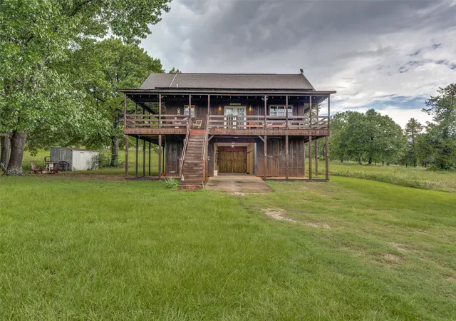 Photo 3 of Single family home for sale at 757 Private Road 192, Denison, TX 75021 | MLS# 21301334 | Listing updated on 2026-10-03