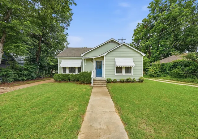 Homes for sale in Denison, TX | 408 S Tone Ave, Denison, TX 75020 | MLS# 21310744