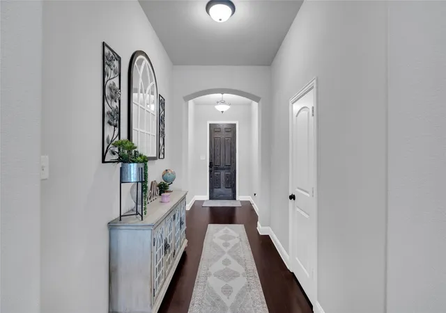 Photo 3 of Single family home for sale at 3226 Paisley Dr, Midlothian, TX 76065 | MLS# 21310896 | Listing updated on 2026-07-10