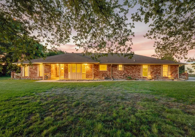 Homes for sale in Bartonville, TX | 981 Witherspoon Wy, Bartonville, TX 75022 | MLS# 21309510